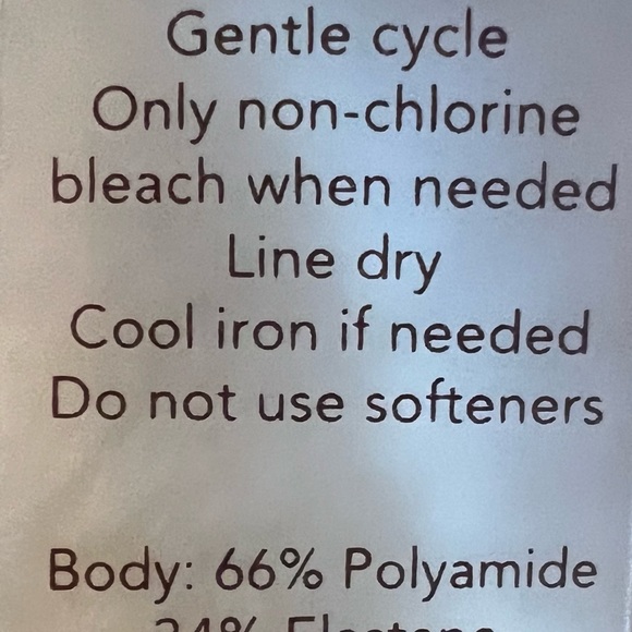 CALIA Sports Bra size LARGE Adjustable straps Only worn one time - Picture 7 of 8